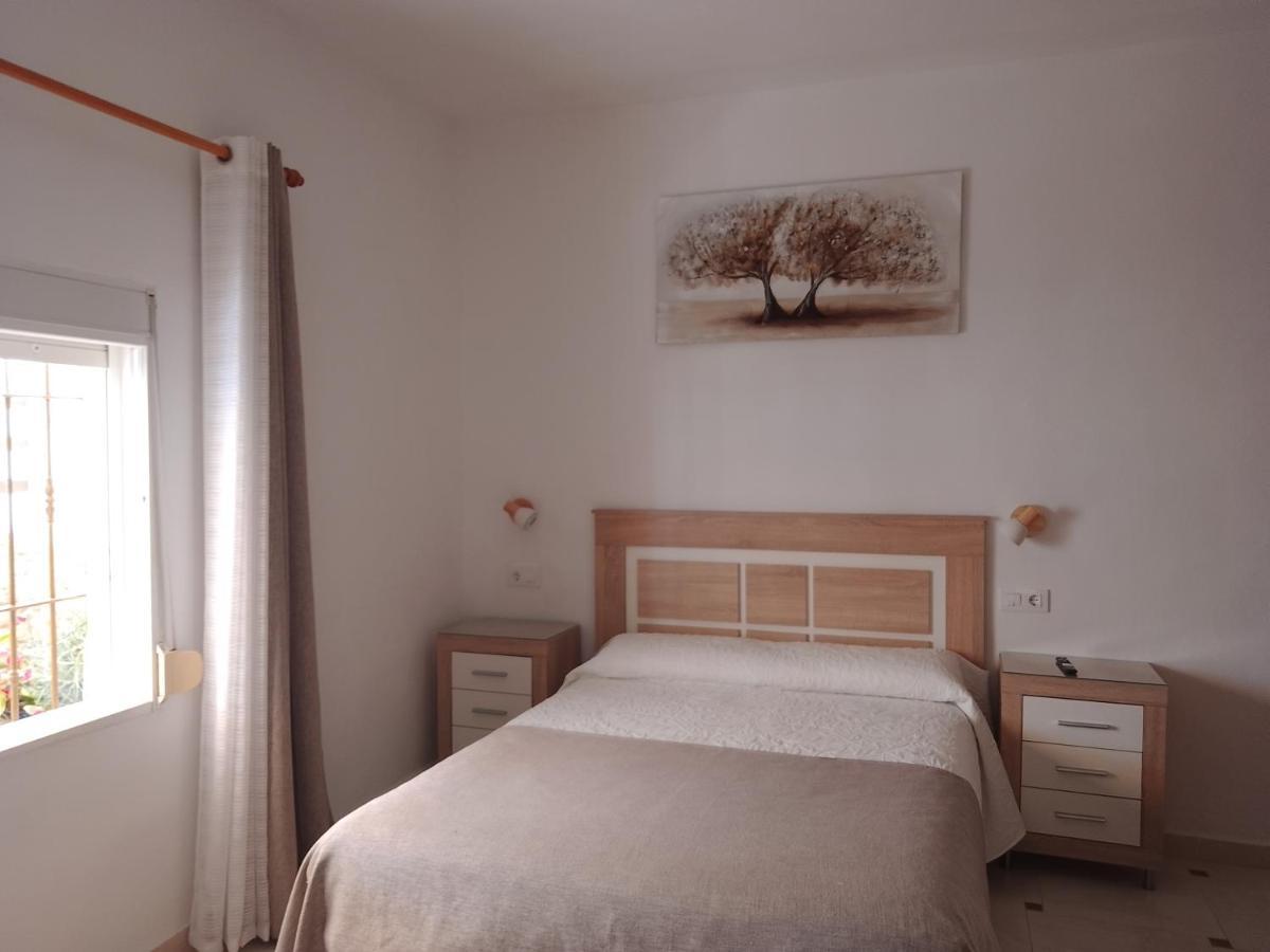 Hostal Los Arcos Chipiona Exterior foto
