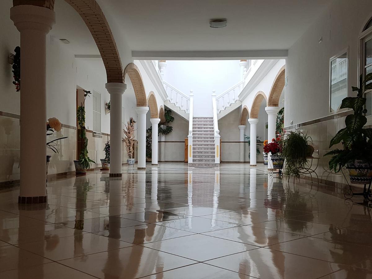 Hostal Los Arcos Chipiona Exterior foto